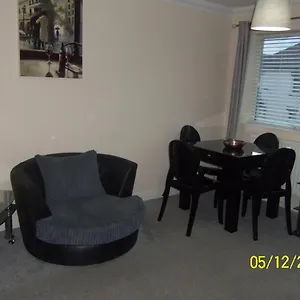  Apartment Flat 2 94a Gladstone Road East United Kingdom